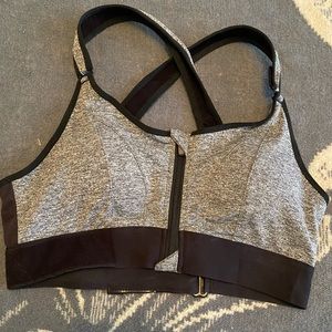 Compression sports bra NWOT never worn
